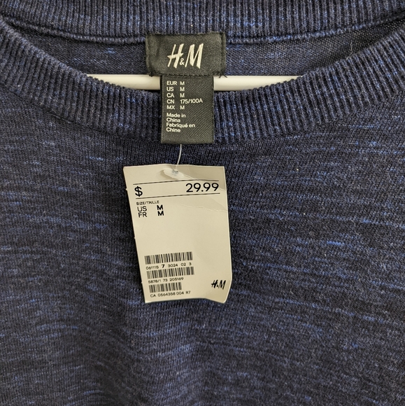 NWT H&M Lightweight Long Sleeve - Picture 2 of 3